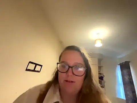 Snapshot of Scarletcum22 chatting on 1, 11, 2025 Scarletcum22 online show from 1, 11, 2025