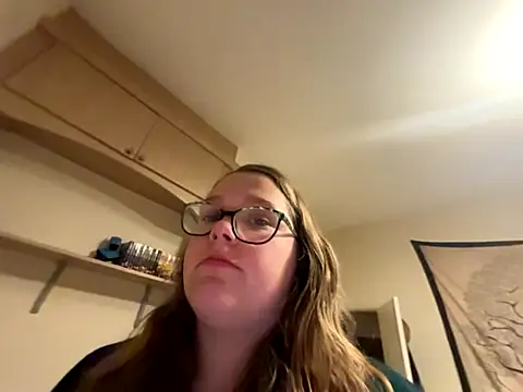 Snapshot of Scarletcum22 chatting on 2, 12, 2025 Scarletcum22 online show from 2, 12, 2025