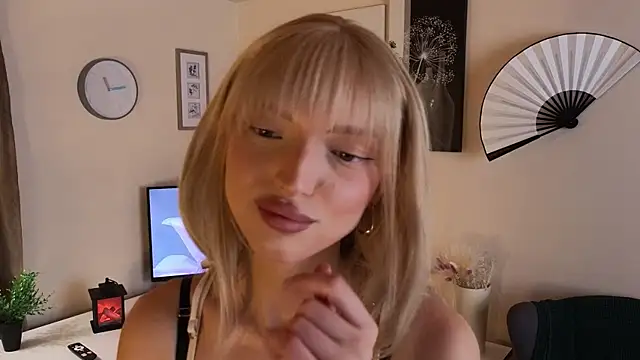 Snapshot of Kaily_Ceys chatting on 5, 11, 2025 Kaily Ceys online show from 5, 11, 2025