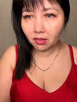 Snapshot of Love__Mom chatting on 22, 10, 2025 Love Mom online show from 22, 10, 2025