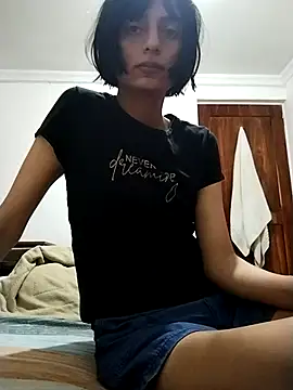 Snapshot of sophiasleepy1 chatting on 25, 10, 2025 sophiasleepy1 online show from 25, 10, 2025