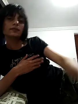 Snapshot of sophiasleepy1 chatting on 8, 11, 2025 sophiasleepy1 online show from 8, 11, 2025