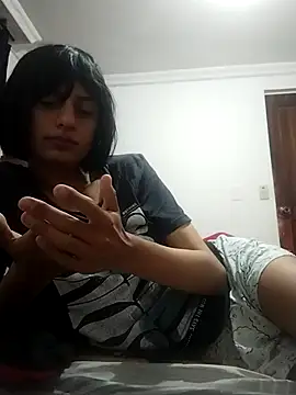 Snapshot of sophiasleepy1 chatting on 1, 12, 2025 sophiasleepy1 online show from 1, 12, 2025