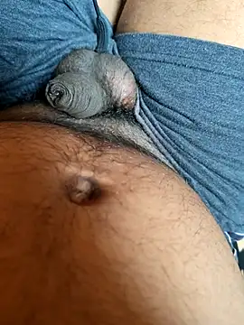 Snapshot of UNIT734 chatting on 15, 11, 2025 UNIT734 online show from 15, 11, 2025