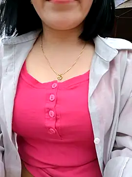 Mina-02 online show from 21, 3, 2026