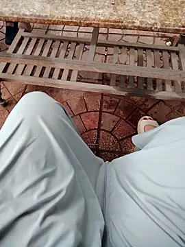 Mina-02 online show from 16, 4, 2026