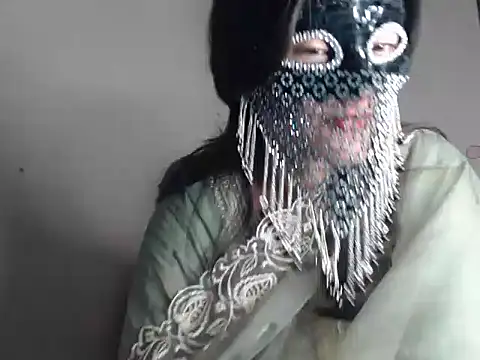 Hottie hania online show from 4, 2, 2026