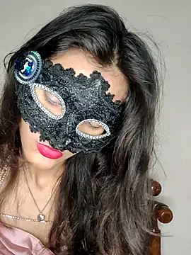 Hottie hania online show from 18, 2, 2026