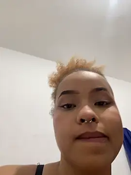 Snapshot of guinness_cp chatting on 18, 11, 2025 guinness cp online show from 18, 11, 2025