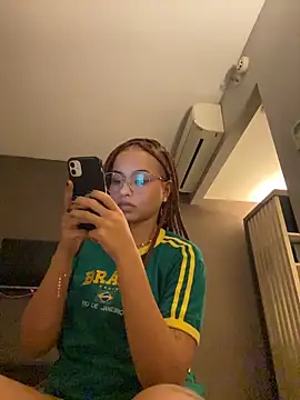 Snapshot of guinness_cp chatting on 24, 11, 2025 guinness cp online show from 24, 11, 2025