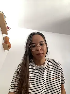 Snapshot of Bab_Angel chatting on 5, 12, 2025 Bab Angel online show from 5, 12, 2025