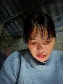 Snapshot of chipu06 chatting on 27, 11, 2025 chipu06 online show from 27, 11, 2025