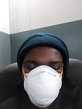 Snapshot of loVbRo1 chatting on 2, 11, 2025 loVbRo1 online show from 2, 11, 2025