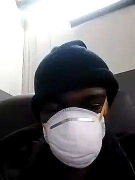 Snapshot of loVbRo1 chatting on 4, 11, 2025 loVbRo1 online show from 4, 11, 2025