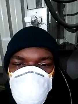 Snapshot of loVbRo1 chatting on 13, 11, 2025 loVbRo1 online show from 13, 11, 2025