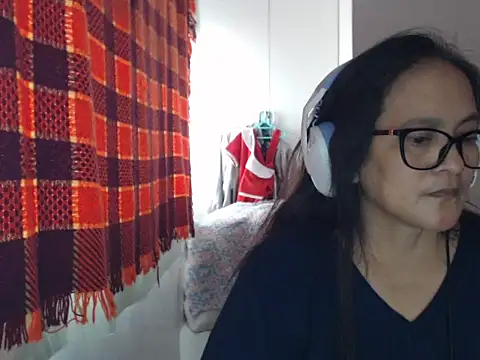 Kinkybela2025 online show from 18, 5, 2026