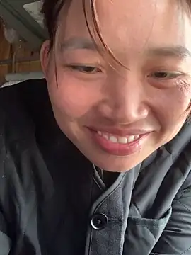 Snapshot of sowbibi chatting on 25, 10, 2025 sowbibi online show from 25, 10, 2025