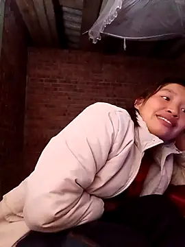 Snapshot of sowbibi chatting on 12, 11, 2025 sowbibi online show from 12, 11, 2025