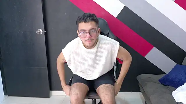 Zac Golden online show from 15, 12, 2025