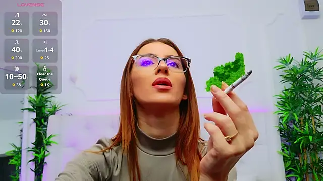 ElisaCharm online show from 18, 11, 2025