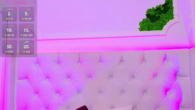 ElisaCharm online show from 31, 3, 2026