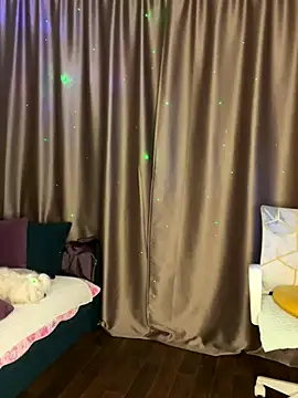 Snapshot of Drink_me_all_up chatting on 25, 11, 2025 Drink me all up online show from 25, 11, 2025