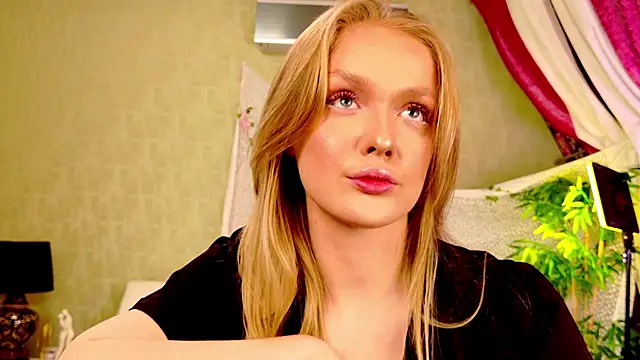 Slay Blonde online show from 22, 10, 2025