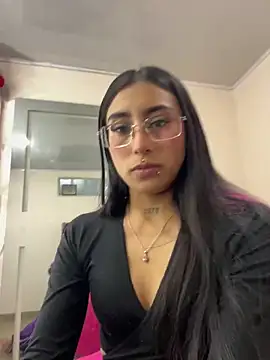 Violeet-Smith online show from 22, 10, 2025