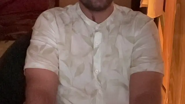 Snapshot of MakeMeAwareAah chatting on 22, 10, 2025 MakeMeAwareAah online show from 22, 10, 2025