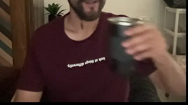 Snapshot of MakeMeAwareAah chatting on 19, 12, 2025 MakeMeAwareAah online show from 19, 12, 2025