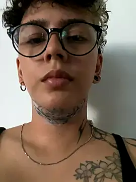 Snapshot of Abby_Evanns1 chatting on 2, 11, 2025 Abby Evanns1 online show from 2, 11, 2025