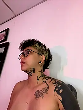 Snapshot of Abby_Evanns1 chatting on 28, 11, 2025 Abby Evanns1 online show from 28, 11, 2025