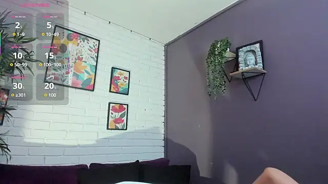 Snapshot of Sofia__Stk chatting on 9, 11, 2025 Sofia Stk online show from 9, 11, 2025