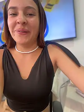 Talia Bonet online show from 8, 4, 2026