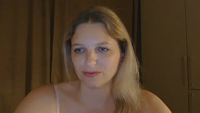 ElisSky301 online show from 4, 7, 2026