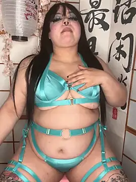 Snapshot of yum3doll chatting on 2, 11, 2025 yum3doll online show from 2, 11, 2025