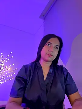 Snapshot of aly_nicols chatting on 24, 10, 2025 aly nicols online show from 24, 10, 2025