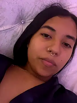 Snapshot of aly_nicols chatting on 5, 11, 2025 aly nicols online show from 5, 11, 2025