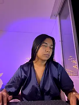 Snapshot of aly_nicols chatting on 8, 11, 2025 aly nicols online show from 8, 11, 2025