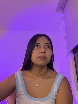 Snapshot of aly_nicols chatting on 5, 12, 2025 aly nicols online show from 5, 12, 2025