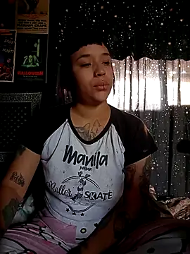 Snapshot of Isis_Bathory chatting on 25, 11, 2025 Isis Bathory online show from 25, 11, 2025