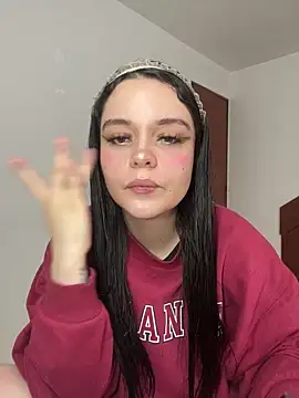 Selena Roa online show from 2, 2, 2026