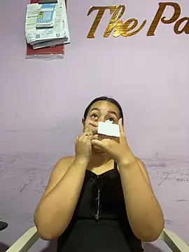 PaulaCruz01 online show from 9, 11, 2025