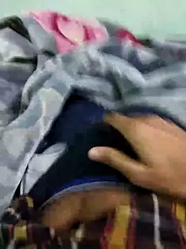 Snapshot of Virgin18year_old chatting on 5, 12, 2025 Virgin18year old online show from 5, 12, 2025