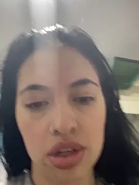 Chuchii05 online show from 4, 11, 2025