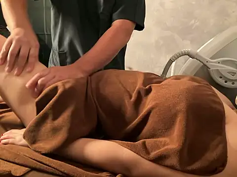 Snapshot of HaramaseSeitai chatting on 11, 11, 2025 HaramaseSeitai online show from 11, 11, 2025