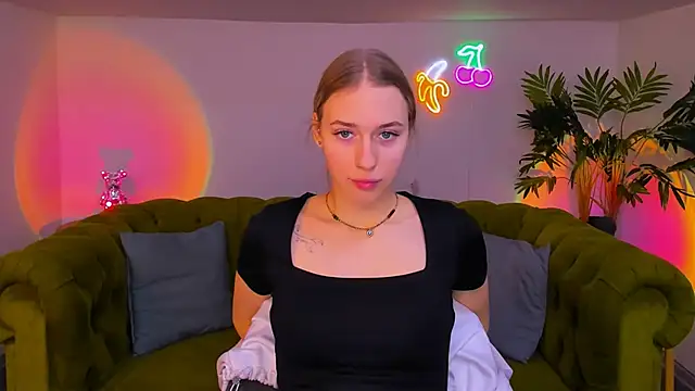 Snapshot of sassy_cutie chatting on 1, 12, 2025 sassy cutie online show from 1, 12, 2025