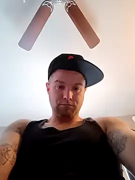 DadDDick925 online show from 30, 10, 2025