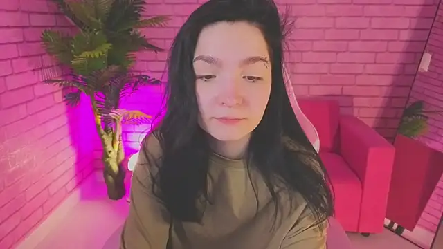 Snapshot of Linda_Sweetiest chatting on 19, 12, 2025 Linda Sweetiest online show from 19, 12, 2025