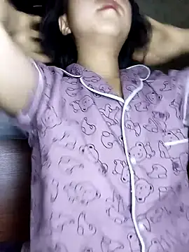 Quynhsumon online show from 20, 2, 2026